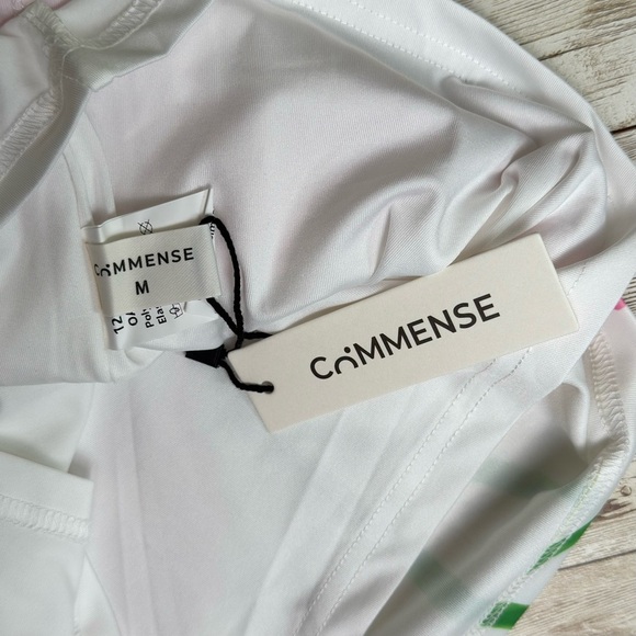 Commense Backless Floral Mini Dress White Medium NWT - Picture 8 of 9